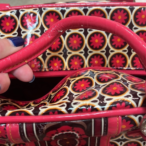 **Bundle** VERA BRADLEY POUCH and DUFFEL - Picture 6 of 9